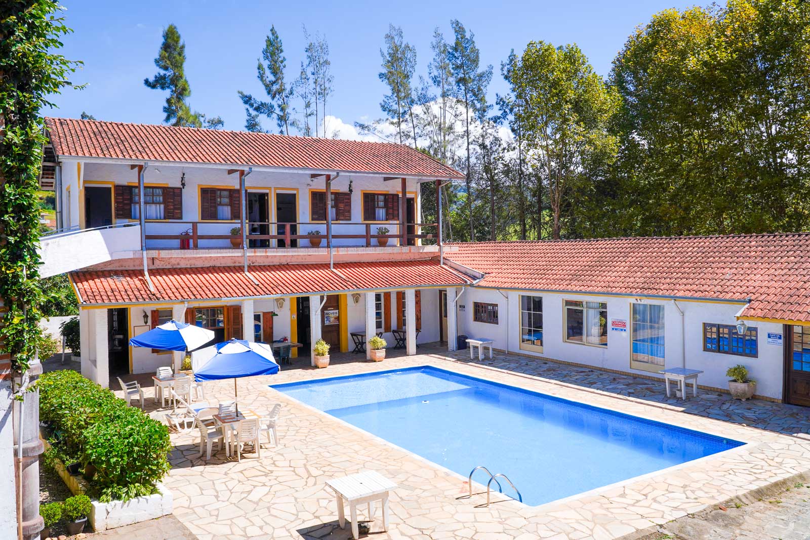 Velinn Pousada Cesar